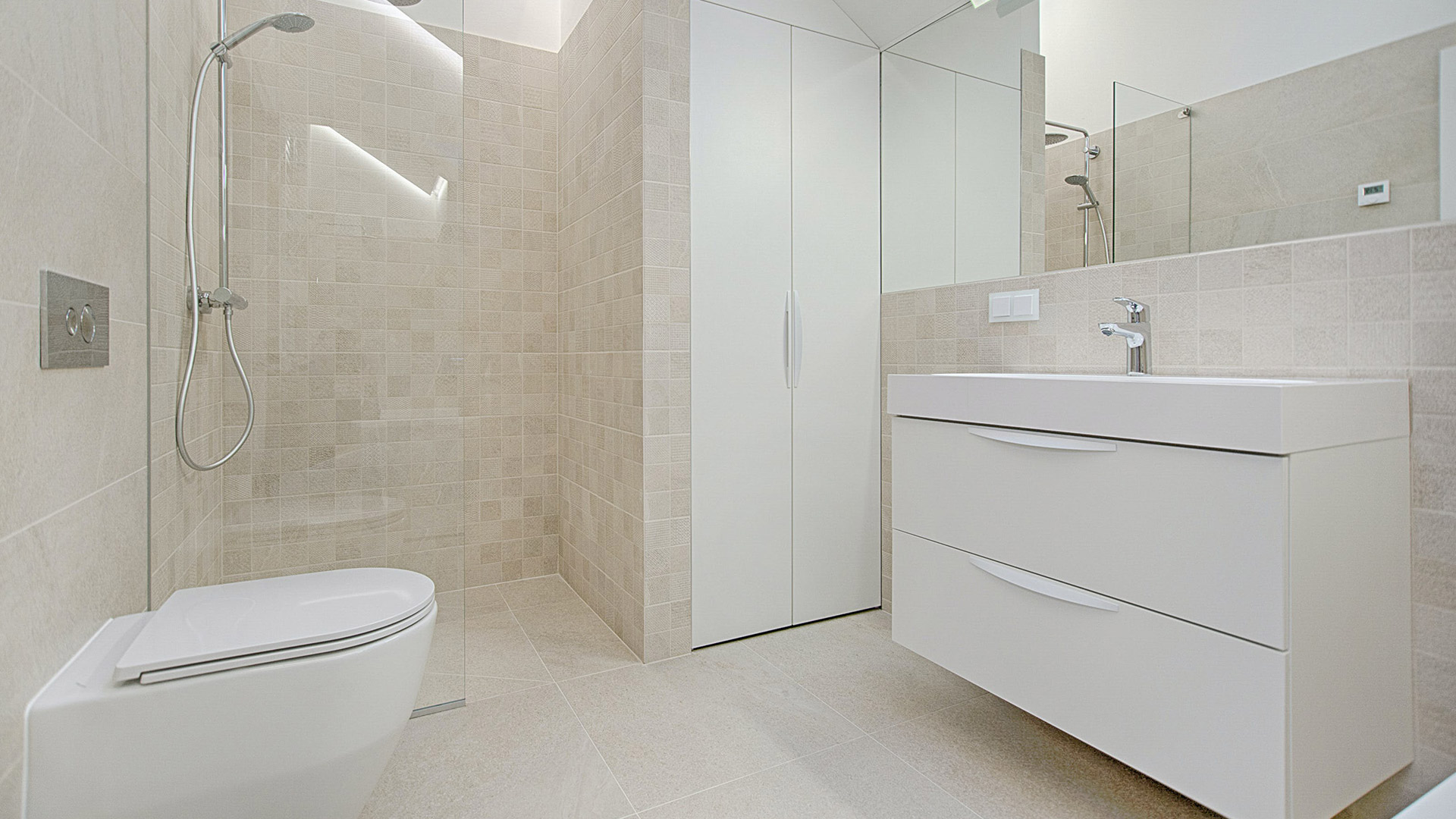 création et rénovation salle de bain plomberie la garde 83130